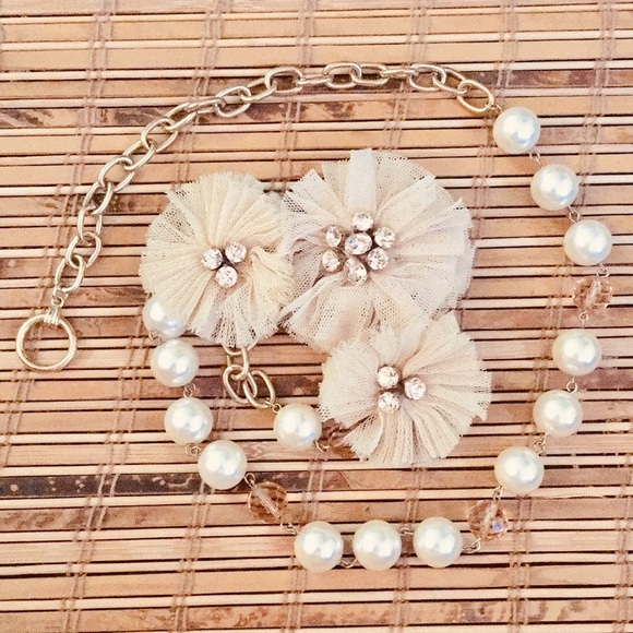 Tulle Flower Pearl Crystal Golden Chain Necklace Belt - Picture 4 of 5